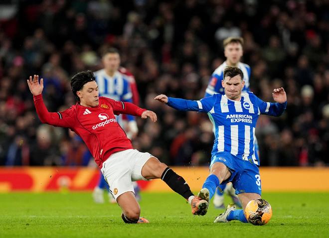 好尴尬，曼联队史首次在足总杯被布莱顿淘汰