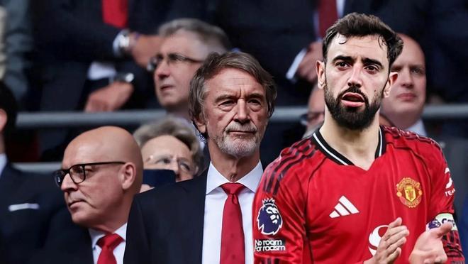 心累！B费自曝:已受够曼联混乱，今夏恐主动寻求挑战