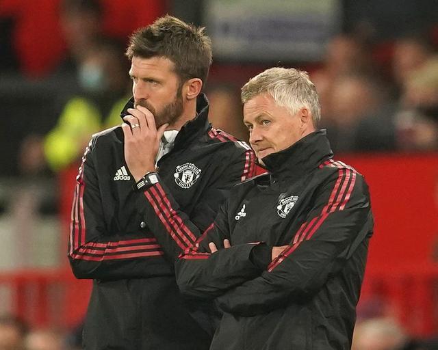 卫报：卡里克在面试后超越索帅成为曼联临时主帅的头号人选