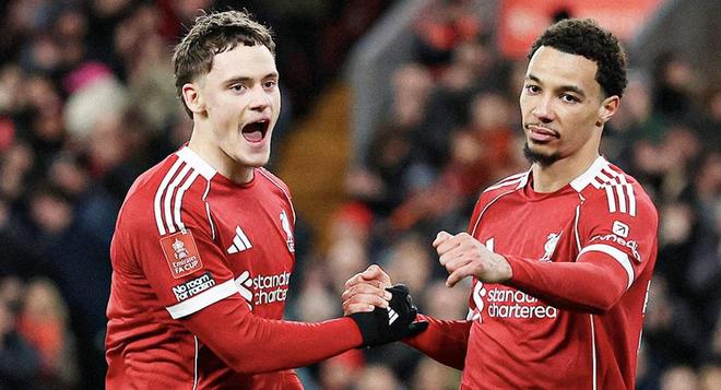 替补登场后互相助攻，埃基蒂克和维尔茨创利物浦队史纪录