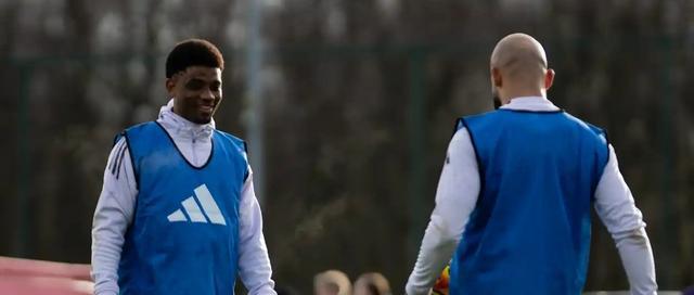 结束非洲杯征程，阿马德和姆伯莫已回归曼联训练