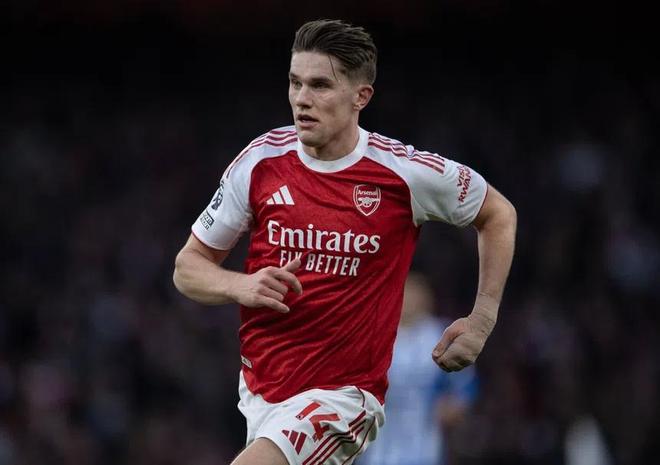 哈塞尔巴因克：枪手若让哲凯不总背身处理球，将更有利于他发挥