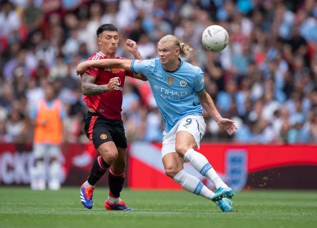 斯科尔斯&巴特：曼联没有人能防住哈兰德，他身体太强壮了