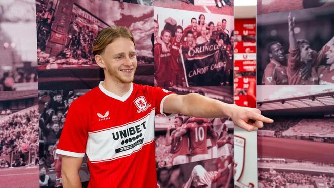 官方：维拉20岁后卫芒罗加盟英冠米德尔斯堡，双方签约四年半