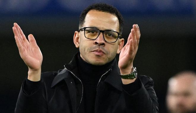 卡拉格：我们这代人被传奇教练宠坏了，传统主教练正在灭绝