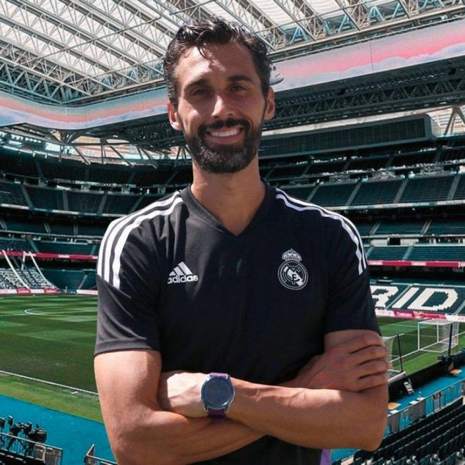 一夜双线豪门压力测试！皇马新帅西甲首秀，英超利物浦想打破怪圈