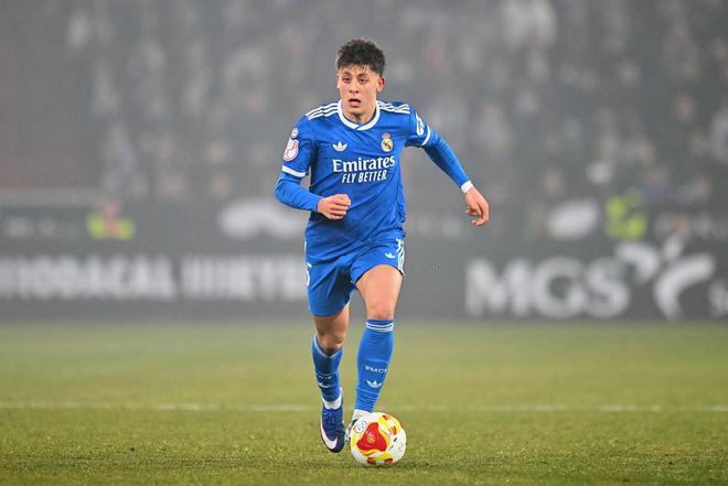 ESPN：阿森纳非常关注居莱尔，可能在夏窗采取行动