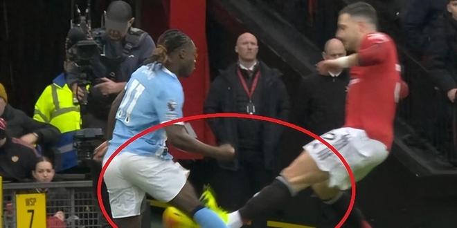 曼市德比再起争议：达洛特危险铲球逃红牌引众怒