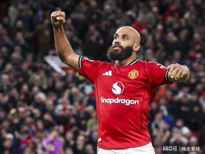 曼联，重返前四！两球击败曼城，真的太少了