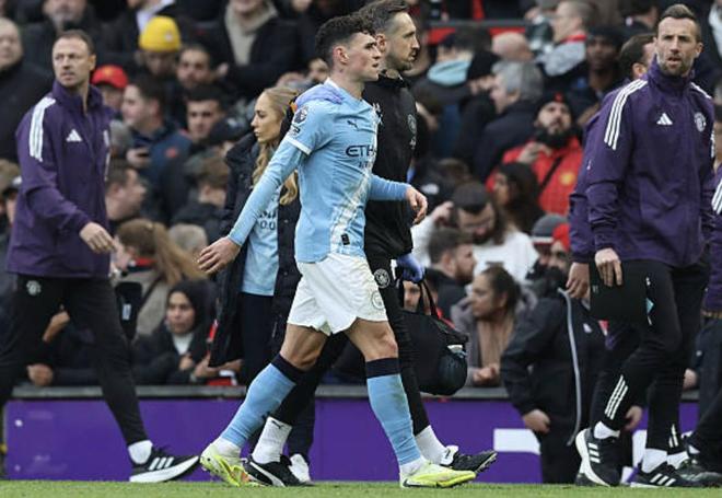 记者：福登疑似手部骨折，具体伤情还要等待扫描结果