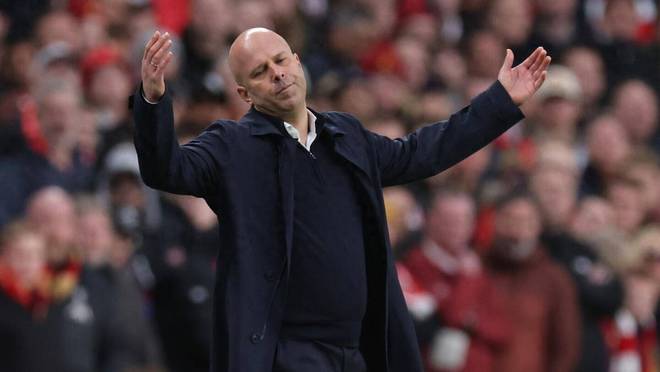 不会下课！俱乐部老板很信任斯洛特，拒步阿莫林马雷斯卡后尘