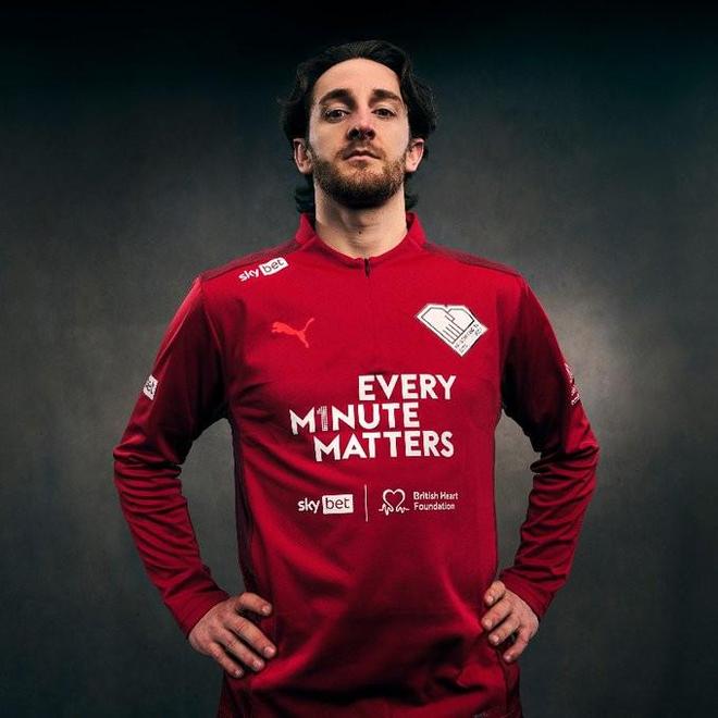 官方:英冠、英甲、英乙72队开球推迟一分钟,以推广心肺复苏 官方:英冠、英甲、英乙72队开球推迟一分钟,以推广心肺复苏