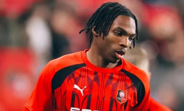 RMC:切尔西预计5000万欧报价雅凯,他们已经腾出外租名额 RMC:切尔西预计5000万欧报价雅凯,他们已经腾出外租名额