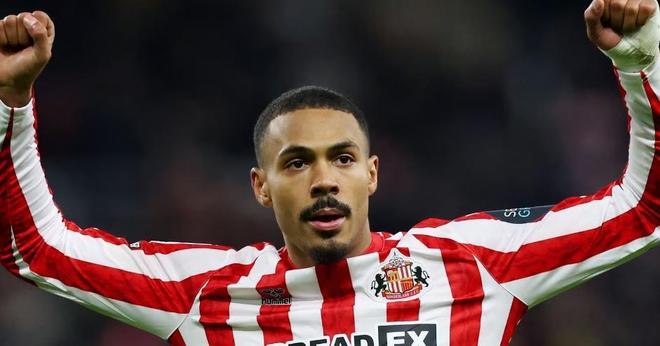 记者：埃弗顿和诺丁汉森林问价桑德兰前锋伊西多尔