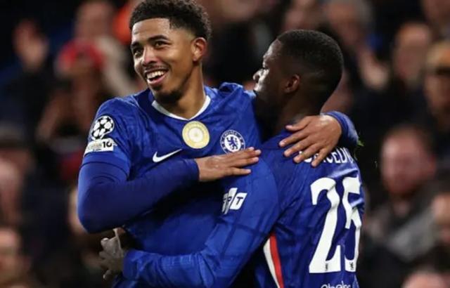 韦斯利-福法纳：凯塞多真的很不可思议；帕福斯踢得很好