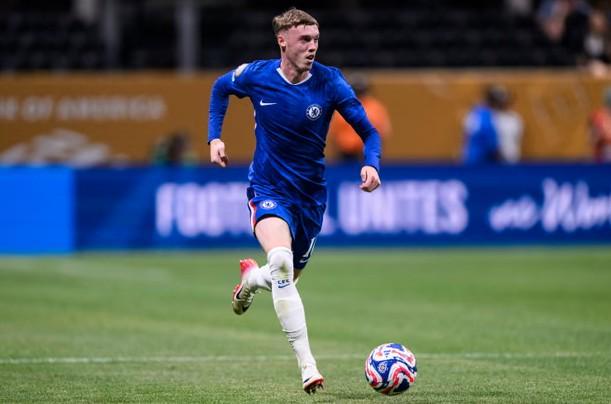 太阳报：帕尔默并不完全适应伦敦生活，他十分想念家乡的朋友