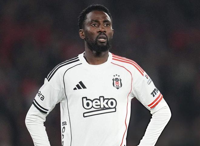 罗马诺：恩迪迪被推荐给曼联，但曼联还没采取实质性行动