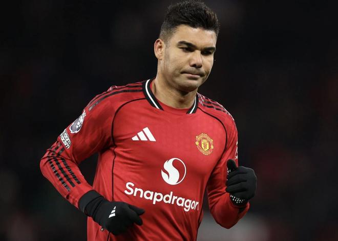 电讯报：曼联有机会大幅削减薪资总额；希顿有望获得续约合同