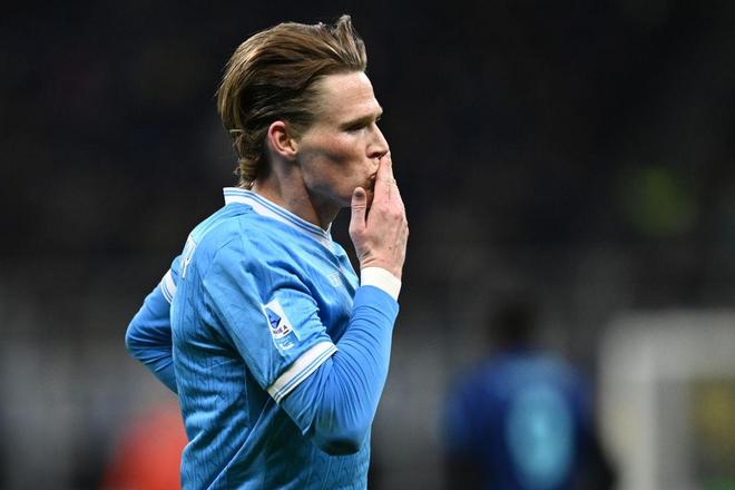 罗西建议卡里克：把麦克托米奈带回来吧！