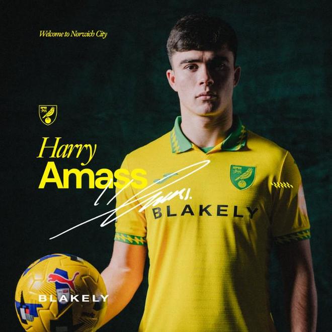 官方：诺维奇租借曼联后卫哈里-阿马斯，租期半个赛季