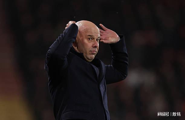 看清斯洛特的嘴脸 没有培养任何一个年轻人 夏窗利物浦惨了