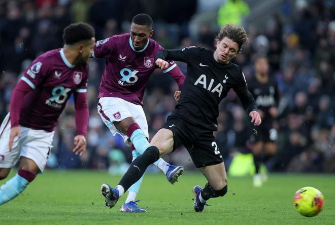 热刺拒绝再送三分，伯恩利遭绝平后已连续14场英超不胜