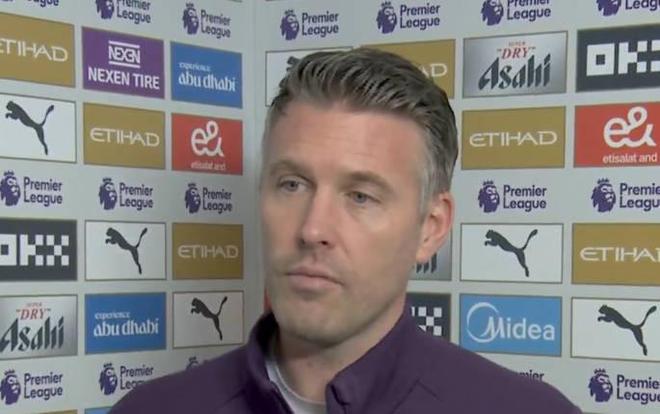 狼队主帅谈莫斯克拉手球争议：VAR真的需要提醒裁判吗？