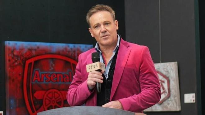 我们阿森纳是不可战胜的？全球官方艺术展首站落地上海，海登·波恩这么看！