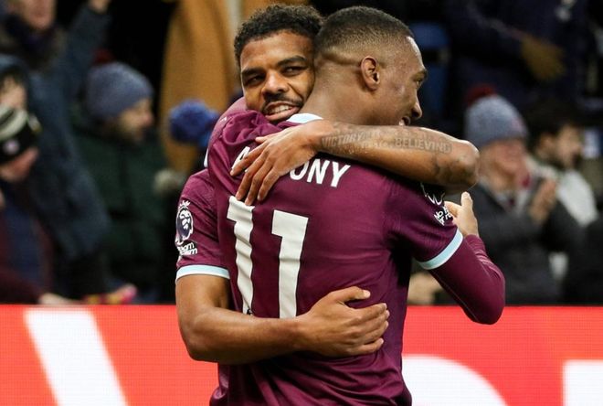 英超5轮不胜,落后曼联7分,弗兰克太差劲,8.7亿豪阵也没用 英超5轮不胜,落后曼联7分,弗兰克太差劲,8.7亿豪阵也没用