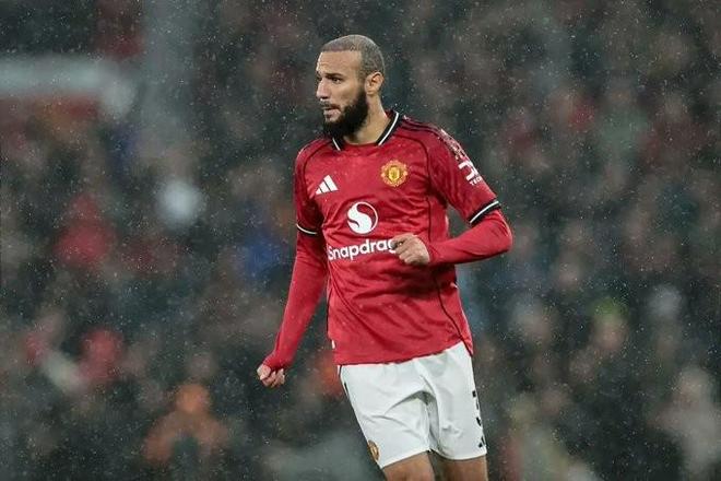 记者：马兹拉维将重返曼联阵容，参加对阵阿森纳的比赛