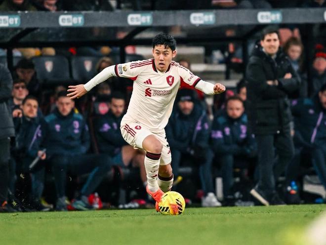 远藤航：对输球感到失望，我觉得我们下半场踢得还不错