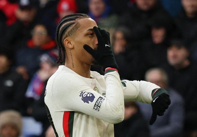 自蓝军首秀以来，若昂-佩德罗进球和参与进球数均为队内最多