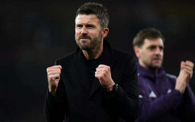 卡里克比肩狂人破8年不胜魔咒！库尼亚世界波绝杀，曼联3-2阿森纳