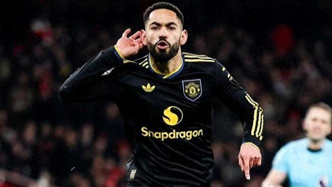 英超：曼联客场3-2力克阿森纳，两记世界波掀翻领头羊