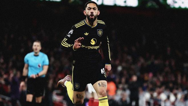 惊天绝杀！曼联3-2阿森纳，库尼亚一脚搅乱英超争冠格局