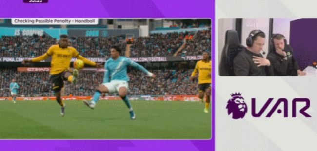 解读英超2大争议判罚！前裁判激辩名宿，曼城蓝军为何不同命