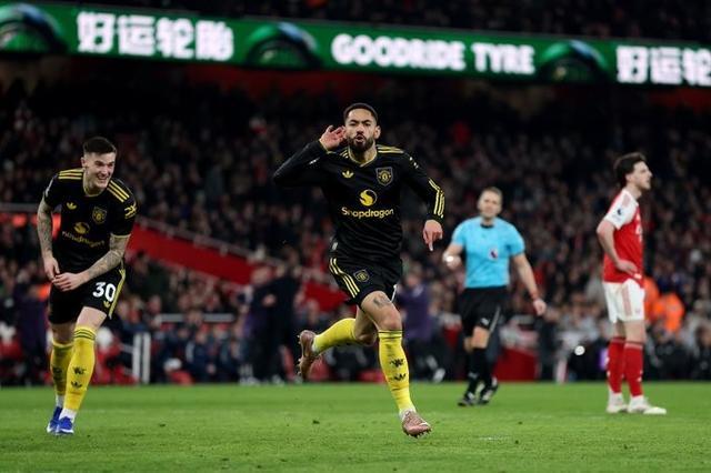 太阳报：库尼亚进球后对着摄像机说脏话庆祝，可能会被禁赛