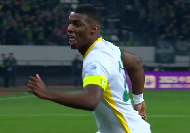 北京国安是冠军!时隔7年重夺足协杯+晋级亚冠,拉米罗一战封神 北京国安是冠军!时隔7年重夺足协杯+晋级亚冠,拉米罗一战封神