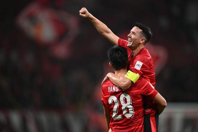 成都蓉城收官战不胜！49天7战不胜，费利佩双响，李扬送点