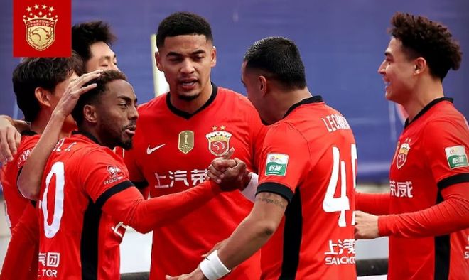 被射19次，仍0丢球！海港亚冠硬气了一回，门将5次扑救，剑指首胜