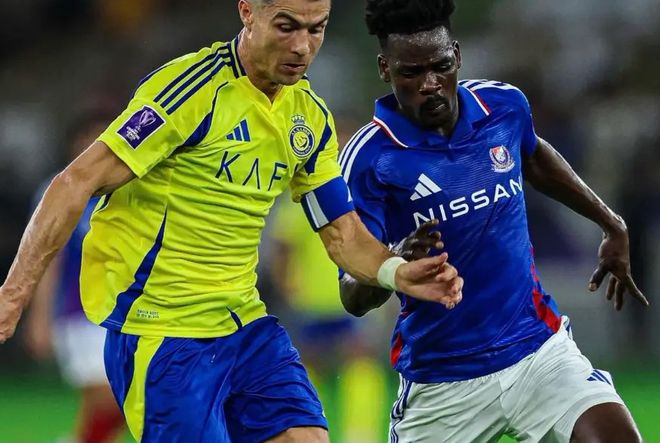 海港签下兽腰！媒体人热议：三杀海港征服穆帅，或签两大重磅新援