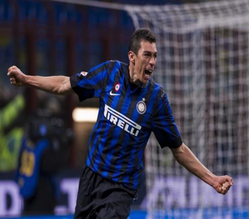 环球体育：卢西奥因烧伤送院，目前意识清醒、状况稳定