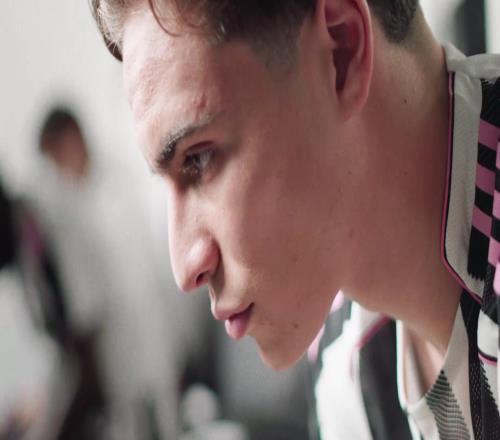 全新意式风尚！尤文新赛季主场球衣来袭，参与互动赢同款球衣！