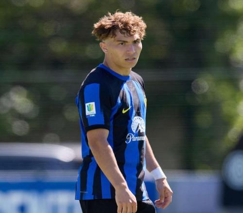 意天空：国米希望20岁中场迪马乔留在U23梯队，但球员想去意乙