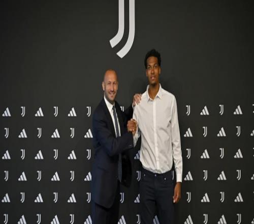 官方：尤文签下荷乙18岁中卫范阿尔勒，将为尤文新一代效力