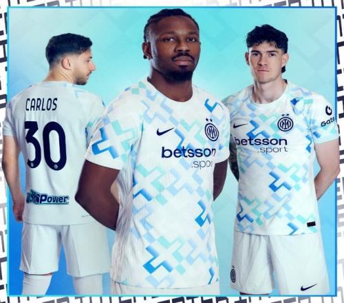 国米发布新赛季客场球衣：白底蓝色，售价99欧元起