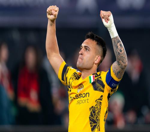 玄学加持英媒：国米选第三球衣出战，或因前两次穿该球衣都赢球