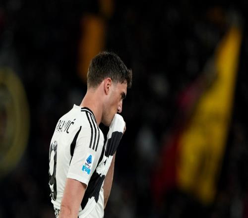 意媒：本轮联赛很可能是DV9在尤文主场的告别战，但仍将担任替补