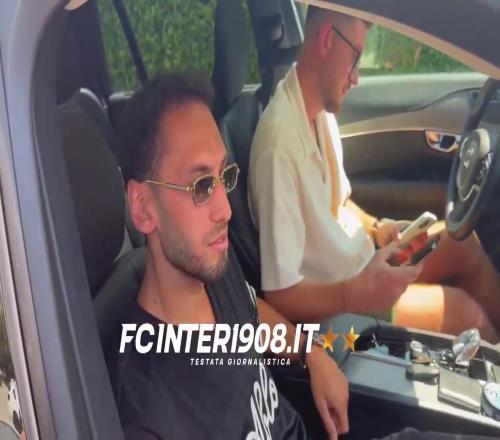 恰尔汗奥卢：我的目标是在国米赢得奖杯再见面时会拥抱劳塔罗