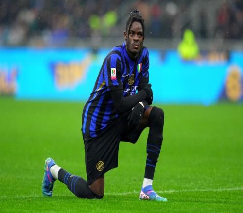 记者：比塞克在欧冠决赛屈肌拉伤，无法出战世俱杯前半程比赛